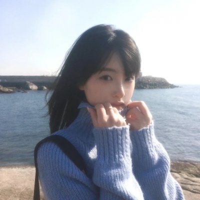 皮裘大衣女人